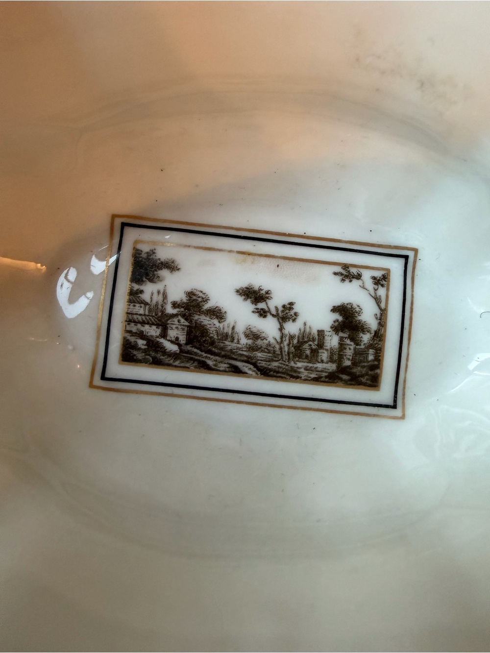 Richard Ginori 1735 Porcelain Bowl with Gold Trim and Scenic Transfer - Picture 2 of 9